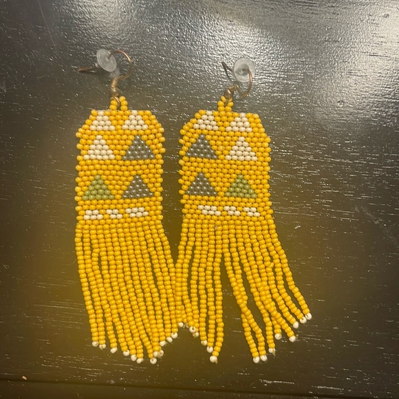 Handmade seed bead earrings - Picture 1 of 1